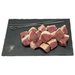 Canard cubé à Brochettes