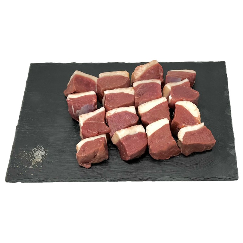 Canard cubé à Brochettes
