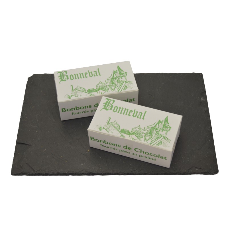 Bonbons de Chocolats fourrés confiserie-pâtes au praliné